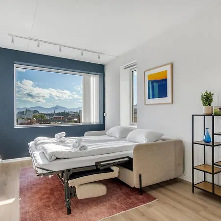 The Polar Throne - With Breathtaking Views Leilighet