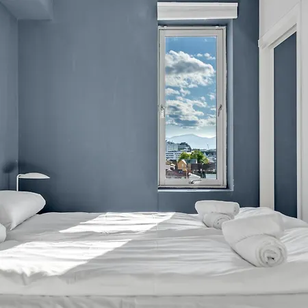 The Polar Throne - With Breathtaking Views Apartamento